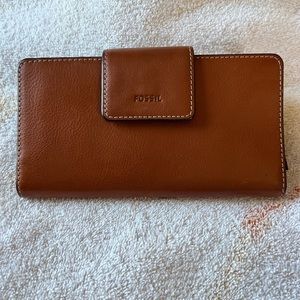 Fossil wallet